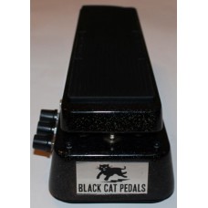 Black Cat Pedal, Deluxe Mona Wah (Modern)